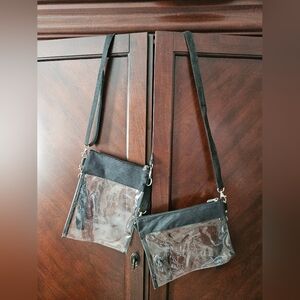 🌺 NWOT Set of 2 clear purses with adjustable straps